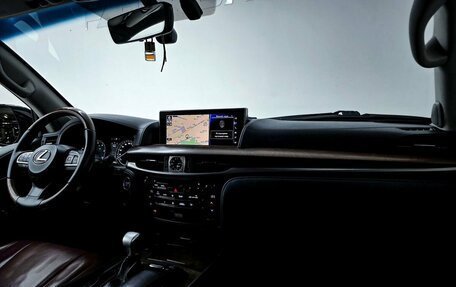 Lexus LX III, 2016 год, 5 990 000 рублей, 8 фотография