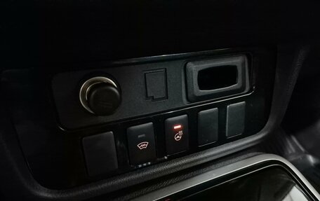 Mitsubishi Outlander III рестайлинг 3, 2017 год, 1 870 000 рублей, 20 фотография