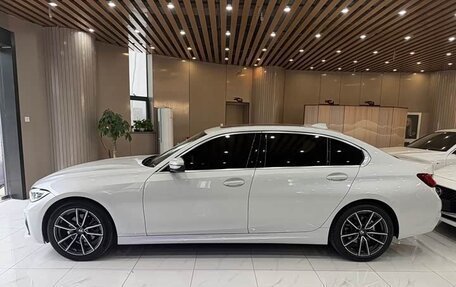 BMW 3 серия, 2022 год, 3 400 000 рублей, 11 фотография