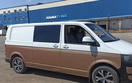Volkswagen Transporter T5 рестайлинг, 2010 год, 1 650 000 рублей, 8 фотография