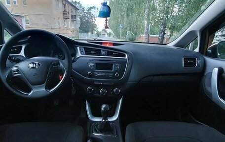 KIA cee'd III, 2015 год, 1 020 000 рублей, 2 фотография
