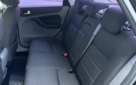 Ford Focus II рестайлинг, 2010 год, 649 000 рублей, 23 фотография