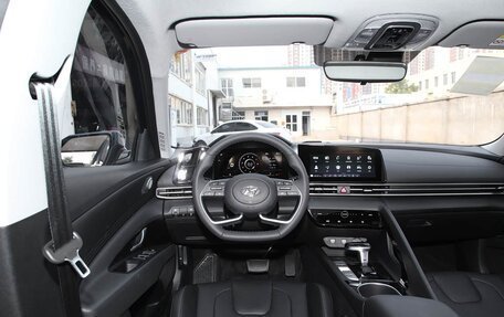 Hyundai Elantra, 2026 год, 1 840 000 рублей, 19 фотография