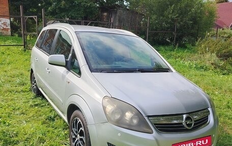 Opel Zafira B, 2013 год, 750 000 рублей, 4 фотография