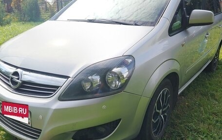 Opel Zafira B, 2013 год, 750 000 рублей, 5 фотография