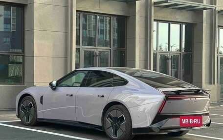 Xpeng P7, 2025 год, 5 000 000 рублей, 9 фотография