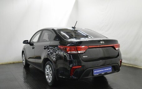 KIA Rio IV, 2018 год, 1 390 000 рублей, 7 фотография