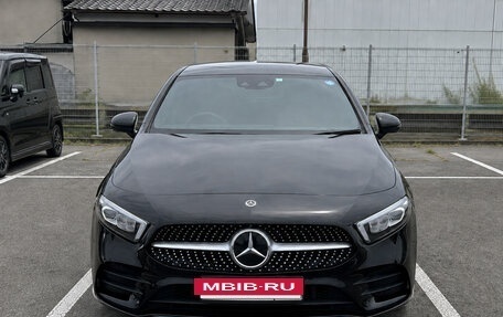 Mercedes-Benz A-Класс, 2019 год, 1 960 000 рублей, 9 фотография