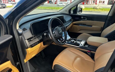 KIA Carnival, 2023 год, 5 500 000 рублей, 9 фотография