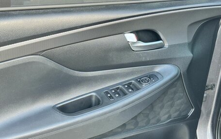 Hyundai Santa Fe IV, 2018 год, 2 399 000 рублей, 7 фотография