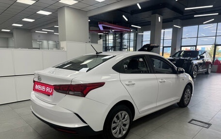 Hyundai Solaris II рестайлинг, 2021 год, 1 650 000 рублей, 4 фотография