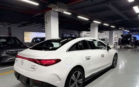 Mercedes-Benz EQE, 2025 год, 6 360 000 рублей, 5 фотография