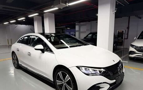 Mercedes-Benz EQE, 2025 год, 6 360 000 рублей, 3 фотография