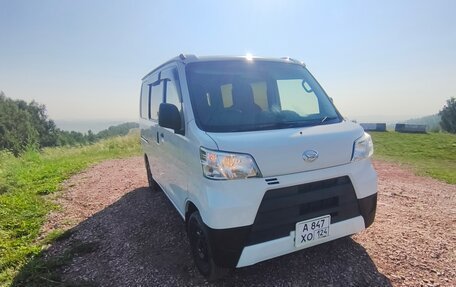 Daihatsu Hijet X, 2018 год, 610 000 рублей, 12 фотография