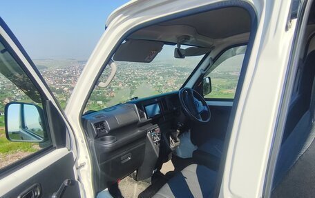 Daihatsu Hijet X, 2018 год, 610 000 рублей, 22 фотография