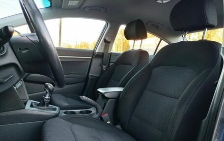 Hyundai Elantra VI рестайлинг, 2018 год, 1 570 000 рублей, 7 фотография