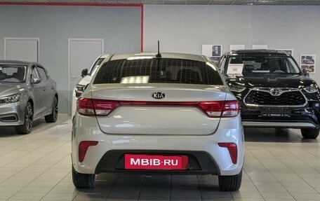KIA Rio IV, 2017 год, 999 900 рублей, 6 фотография
