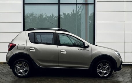 Renault Sandero II рестайлинг, 2021 год, 1 349 000 рублей, 6 фотография