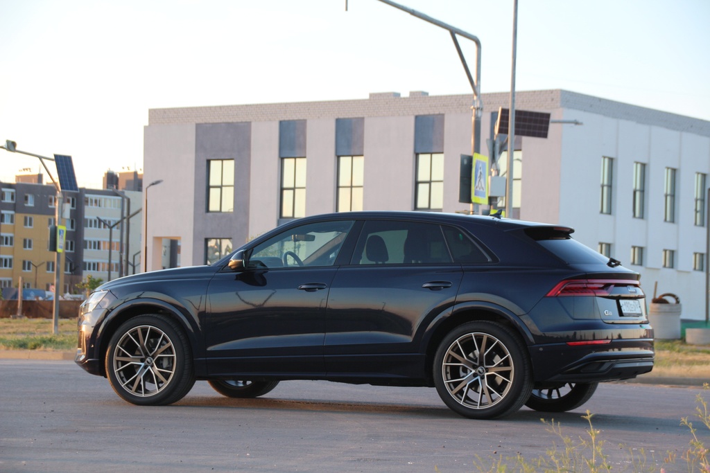 Audi Q8 I, 2021 год, 8 436 549 рублей, 3 фотография