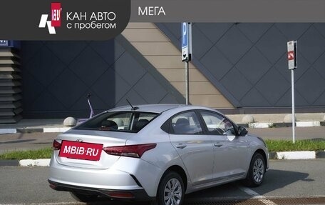 Hyundai Solaris II рестайлинг, 2021 год, 1 650 000 рублей, 2 фотография