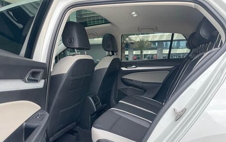 Volkswagen Golf VIII, 2023 год, 1 840 000 рублей, 12 фотография