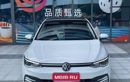 Volkswagen Golf VIII, 2023 год, 1 840 000 рублей, 4 фотография