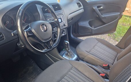 Volkswagen Polo VI (EU Market), 2016 год, 900 000 рублей, 7 фотография