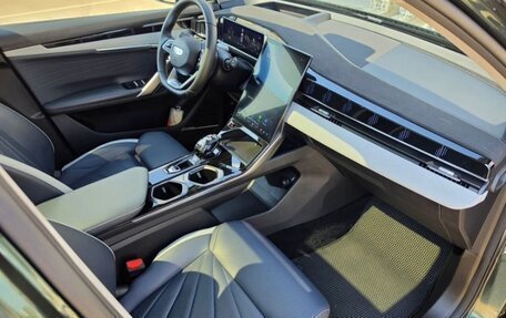 Geely Atlas, 2024 год, 2 990 000 рублей, 19 фотография