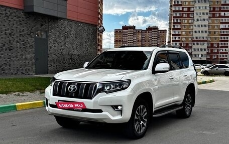 Toyota Land Cruiser Prado 150 рестайлинг 2, 2018 год, 4 800 000 рублей, 4 фотография