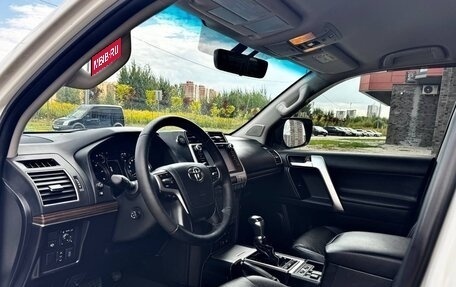 Toyota Land Cruiser Prado 150 рестайлинг 2, 2018 год, 4 800 000 рублей, 16 фотография