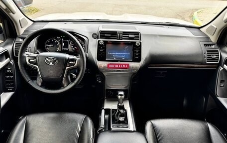 Toyota Land Cruiser Prado 150 рестайлинг 2, 2018 год, 4 800 000 рублей, 12 фотография