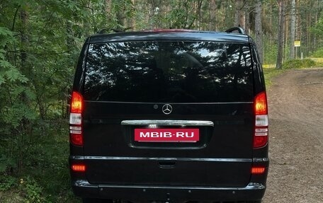 Mercedes-Benz Viano, 2004 год, 900 000 рублей, 2 фотография