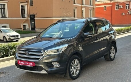 Ford Kuga III, 2018 год, 1 900 000 рублей, 4 фотография