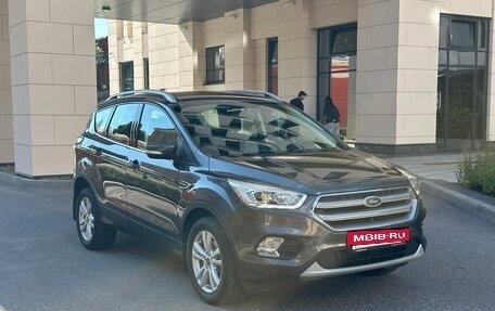 Ford Kuga III, 2018 год, 1 900 000 рублей, 8 фотография