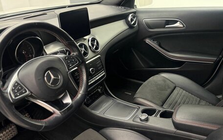 Mercedes-Benz GLA, 2019 год, 3 099 000 рублей, 18 фотография