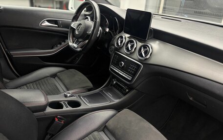 Mercedes-Benz GLA, 2019 год, 3 099 000 рублей, 22 фотография