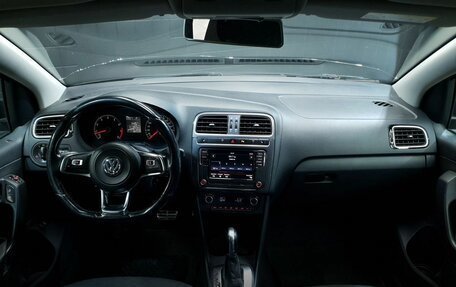 Volkswagen Polo VI (EU Market), 2018 год, 515 000 рублей, 8 фотография