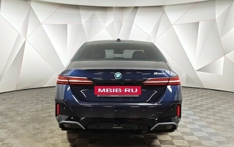 BMW 5 серия, 2025 год, 8 800 000 рублей, 4 фотография
