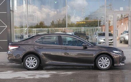 Toyota Camry, 2019 год, 3 100 000 рублей, 4 фотография