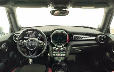 MINI Hatch, 2018 год, 3 299 000 рублей, 12 фотография