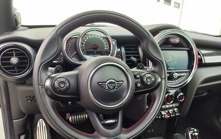 MINI Hatch, 2018 год, 3 299 000 рублей, 11 фотография