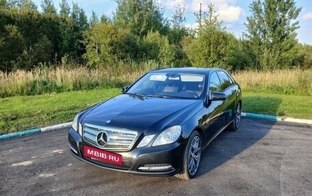 Mercedes-Benz E-Класс, 2012 год, 1 500 000 рублей, 1 фотография