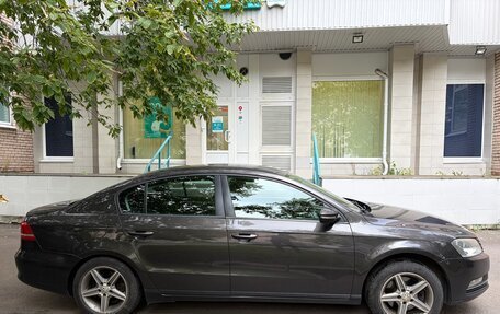 Volkswagen Passat B7, 2011 год, 720 000 рублей, 11 фотография