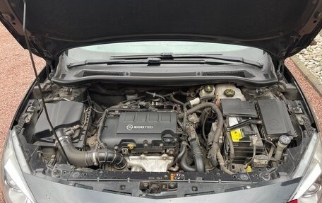 Opel Astra J, 2013 год, 990 000 рублей, 7 фотография