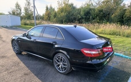 Mercedes-Benz E-Класс, 2012 год, 1 500 000 рублей, 3 фотография
