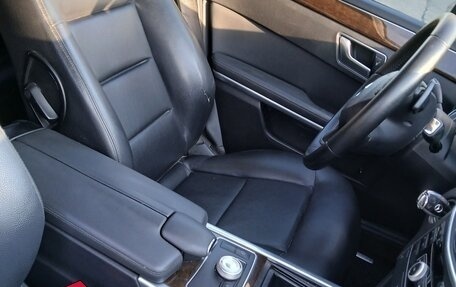 Mercedes-Benz E-Класс, 2012 год, 1 500 000 рублей, 11 фотография