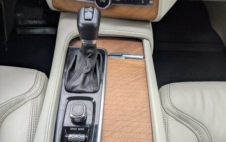 Volvo XC90 II рестайлинг, 2018 год, 3 245 000 рублей, 7 фотография