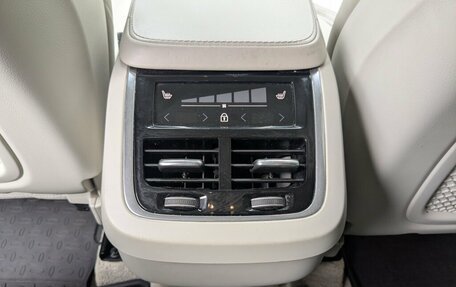 Volvo XC90 II рестайлинг, 2018 год, 3 245 000 рублей, 11 фотография