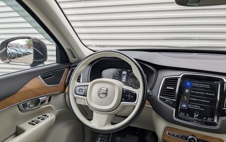 Volvo XC90 II рестайлинг, 2018 год, 3 245 000 рублей, 13 фотография