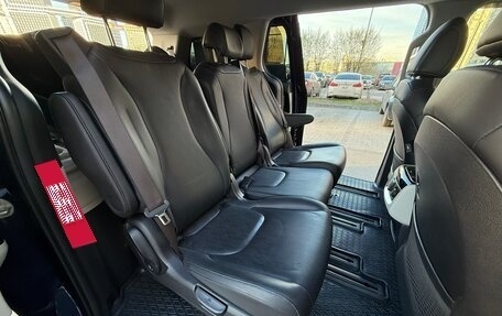 KIA Carnival, 2023 год, 3 950 000 рублей, 22 фотография